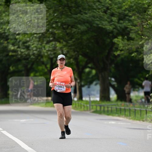 15.06.2025 - REWE Women's Run Dr. Thomas Lammeyer http://msf.ph/oto/7948332 15.06.2025 09:24:53 Laufen 10863 meine-sportfotos.de