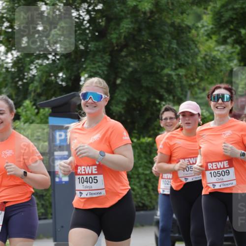 15.06.2025 - REWE Women's Run Jannik Wohlers http://msf.ph/oto/7948357 15.06.2025 08:31:02 Laufen 30, 10405, 05, 1025, 10509 meine-sportfotos.de