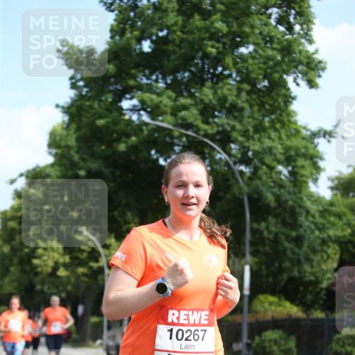 15.06.2025 - REWE Women's Run Jannik Wohlers http://msf.ph/oto/7948368 15.06.2025 09:46:45 Laufen 10267 meine-sportfotos.de