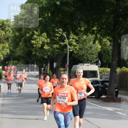 15.06.2025 - REWE Women's Run Jannik Wohlers http://msf.ph/oto/7948379 15.06.2025 09:46:49 Laufen 10768, 10745 meine-sportfotos.de