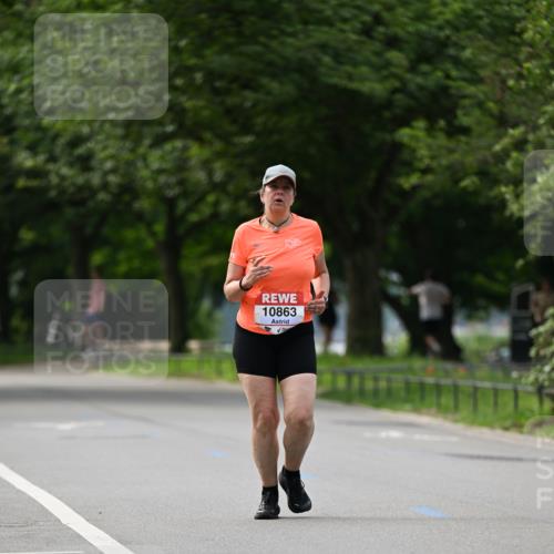 15.06.2025 - REWE Women's Run Dr. Thomas Lammeyer http://msf.ph/oto/7948381 15.06.2025 09:24:55 Laufen 10863 meine-sportfotos.de