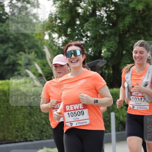 15.06.2025 - REWE Women's Run Jannik Wohlers http://msf.ph/oto/7948387 15.06.2025 08:31:03 Laufen 10509, 10347 meine-sportfotos.de