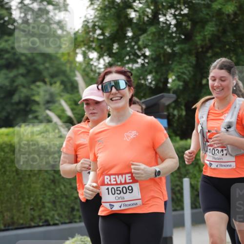 15.06.2025 - REWE Women's Run Jannik Wohlers http://msf.ph/oto/7948390 15.06.2025 08:31:03 Laufen 10509, 10347 meine-sportfotos.de