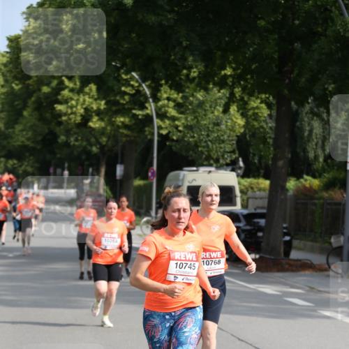 15.06.2025 - REWE Women's Run Jannik Wohlers http://msf.ph/oto/7948395 15.06.2025 09:46:49 Laufen 10263, 10768, 10745 meine-sportfotos.de