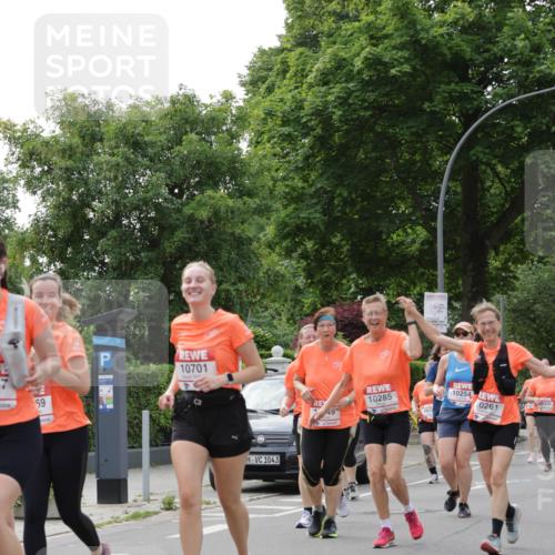 15.06.2025 - REWE Women's Run Jannik Wohlers http://msf.ph/oto/7948414 15.06.2025 08:31:04 Laufen 10701, 1043, 10285, 10254, 0261 meine-sportfotos.de