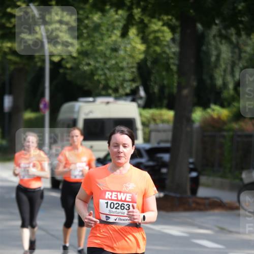 15.06.2025 - REWE Women's Run Jannik Wohlers http://msf.ph/oto/7948415 15.06.2025 09:46:52 Laufen 10263 meine-sportfotos.de