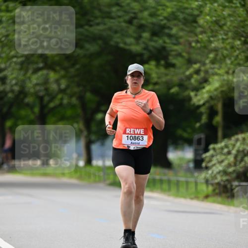 15.06.2025 - REWE Women's Run Dr. Thomas Lammeyer http://msf.ph/oto/7948421 15.06.2025 09:24:56 Laufen 10863 meine-sportfotos.de