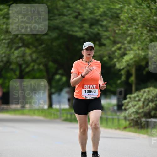 15.06.2025 - REWE Women's Run Dr. Thomas Lammeyer http://msf.ph/oto/7948430 15.06.2025 09:24:57 Laufen 10863 meine-sportfotos.de