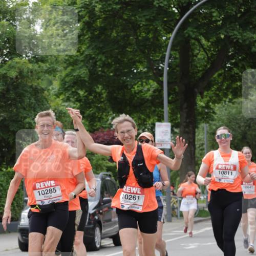 15.06.2025 - REWE Women's Run Jannik Wohlers http://msf.ph/oto/7948450 15.06.2025 08:31:05 Laufen 10285, 10261, 10811, 10641 meine-sportfotos.de