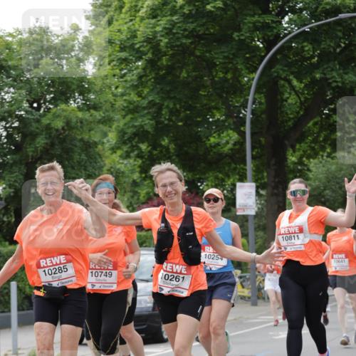 15.06.2025 - REWE Women's Run Jannik Wohlers http://msf.ph/oto/7948465 15.06.2025 08:31:06 Laufen 10285, 10749, 0261, 10254, 10811, 10641 meine-sportfotos.de