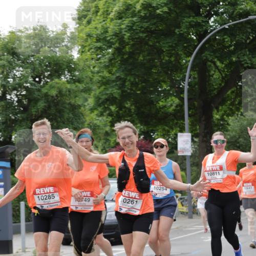 15.06.2025 - REWE Women's Run Jannik Wohlers http://msf.ph/oto/7948466 15.06.2025 08:31:06 Laufen 10285, 49, 10261, 10811, 10254, 10641 meine-sportfotos.de