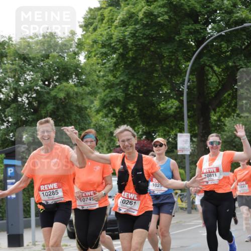 15.06.2025 - REWE Women's Run Jannik Wohlers http://msf.ph/oto/7948469 15.06.2025 08:31:06 Laufen 10285, 0749, 10261, 10811, 1025, 10641 meine-sportfotos.de