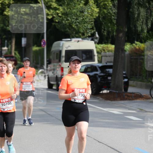 15.06.2025 - REWE Women's Run Jannik Wohlers http://msf.ph/oto/7948489 15.06.2025 09:47:02 Laufen 10105, 10468, 730 meine-sportfotos.de