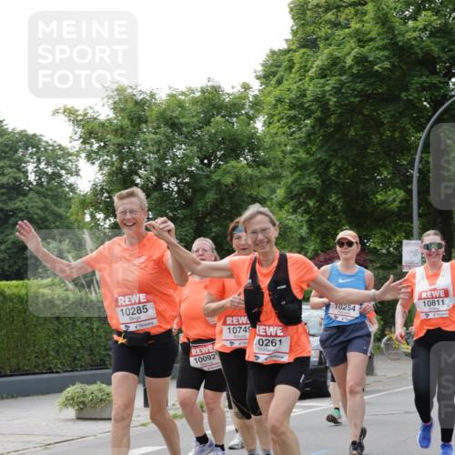 15.06.2025 - REWE Women's Run Jannik Wohlers http://msf.ph/oto/7948495 15.06.2025 08:31:06 Laufen 10285, 10092, 10749, 0261, 10254, 10811 meine-sportfotos.de