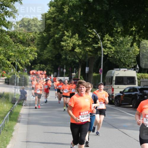 15.06.2025 - REWE Women's Run Jannik Wohlers http://msf.ph/oto/7948512 15.06.2025 09:47:03 Laufen 10105, 1468, 10 meine-sportfotos.de
