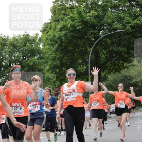 15.06.2025 - REWE Women's Run Jannik Wohlers http://msf.ph/oto/7948527 15.06.2025 08:31:07 Laufen 10749, 10254, 10811, 0481, 10641, 10800 meine-sportfotos.de