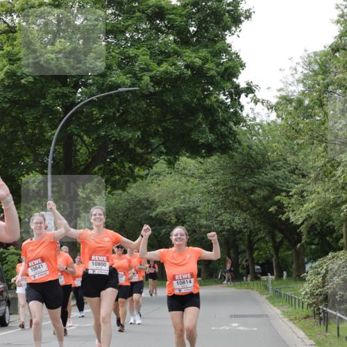 15.06.2025 - REWE Women's Run Jannik Wohlers http://msf.ph/oto/7948541 15.06.2025 08:31:08 Laufen 10641, 10800, 10814 meine-sportfotos.de