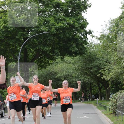 15.06.2025 - REWE Women's Run Jannik Wohlers http://msf.ph/oto/7948542 15.06.2025 08:31:08 Laufen 10641, 10800, 0247, 10814 meine-sportfotos.de