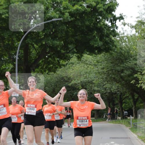 15.06.2025 - REWE Women's Run Jannik Wohlers http://msf.ph/oto/7948558 15.06.2025 08:31:08 Laufen 641, 0429, 10800, 1024, 10593, 10814 meine-sportfotos.de