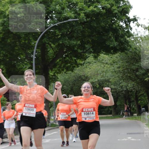 15.06.2025 - REWE Women's Run Jannik Wohlers http://msf.ph/oto/7948578 15.06.2025 08:31:09 Laufen 10800, 10247, 10814 meine-sportfotos.de