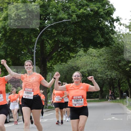 15.06.2025 - REWE Women's Run Jannik Wohlers http://msf.ph/oto/7948580 15.06.2025 08:31:09 Laufen 1, 10195, 10800, 1024, 10593, 10814 meine-sportfotos.de