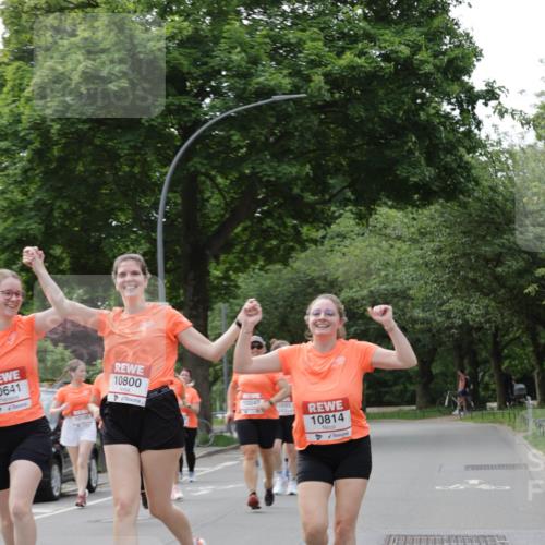 15.06.2025 - REWE Women's Run Jannik Wohlers http://msf.ph/oto/7948582 15.06.2025 08:31:09 Laufen 0641, 10195, 10800, 10247, 0593, 10814 meine-sportfotos.de