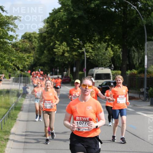 15.06.2025 - REWE Women's Run Jannik Wohlers http://msf.ph/oto/7948620 15.06.2025 09:47:19 Laufen 10691, 10772, 10280 meine-sportfotos.de