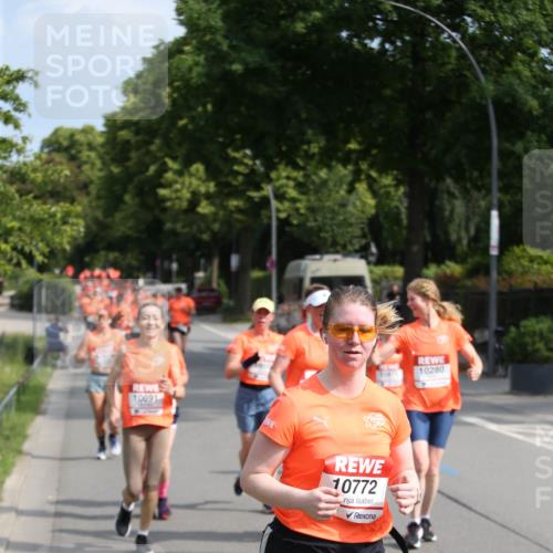15.06.2025 - REWE Women's Run Jannik Wohlers http://msf.ph/oto/7948628 15.06.2025 09:47:19 Laufen 10691, 10772, 10280 meine-sportfotos.de