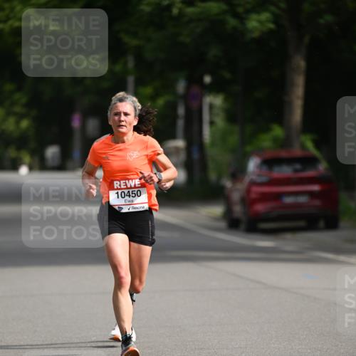 15.06.2025 - REWE Women's Run Dr. Thomas Lammeyer http://msf.ph/oto/7948656 15.06.2025 09:31:49 Laufen 10450 meine-sportfotos.de