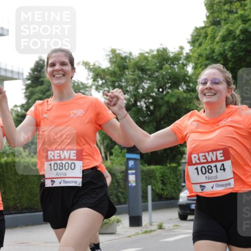 15.06.2025 - REWE Women's Run Jannik Wohlers http://msf.ph/oto/7948669 15.06.2025 08:31:11 Laufen 10641, 10800, 10814, 10247 meine-sportfotos.de