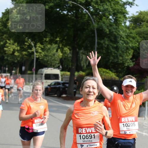 15.06.2025 - REWE Women's Run Jannik Wohlers http://msf.ph/oto/7948673 15.06.2025 09:47:22 Laufen 10087, 10691, 10205 meine-sportfotos.de