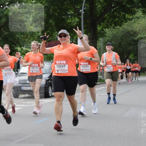 15.06.2025 - REWE Women's Run Jannik Wohlers http://msf.ph/oto/7948694 15.06.2025 08:31:12 Laufen 10429, 10195, 10, 10741, 10247, 10593, 10825 meine-sportfotos.de