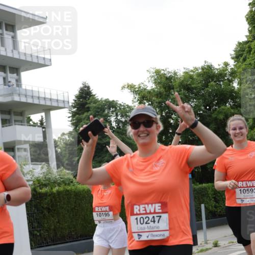 15.06.2025 - REWE Women's Run Jannik Wohlers http://msf.ph/oto/7948746 15.06.2025 08:31:14 Laufen 10195, 10247, 10593 meine-sportfotos.de