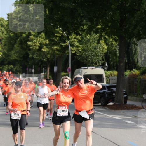 15.06.2025 - REWE Women's Run Jannik Wohlers http://msf.ph/oto/7948747 15.06.2025 09:47:27 Laufen 10086, 1022, 10085 meine-sportfotos.de