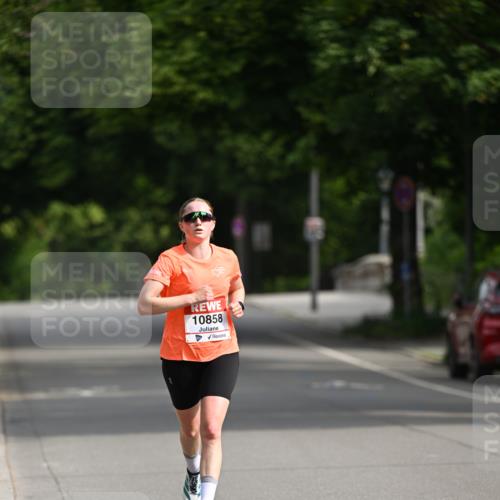 15.06.2025 - REWE Women's Run Dr. Thomas Lammeyer http://msf.ph/oto/7948751 15.06.2025 09:31:55 Laufen 10858 meine-sportfotos.de