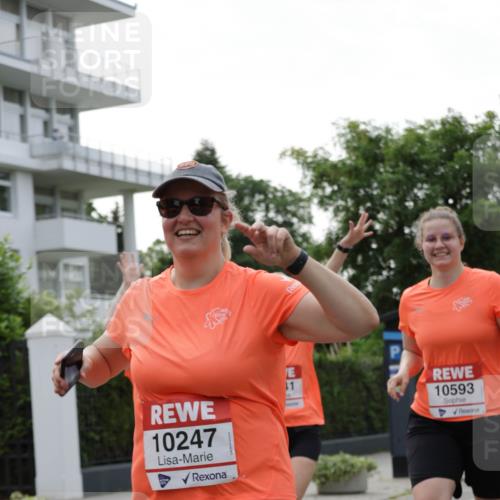 15.06.2025 - REWE Women's Run Jannik Wohlers http://msf.ph/oto/7948757 15.06.2025 08:31:14 Laufen 11, 10247, 10593 meine-sportfotos.de