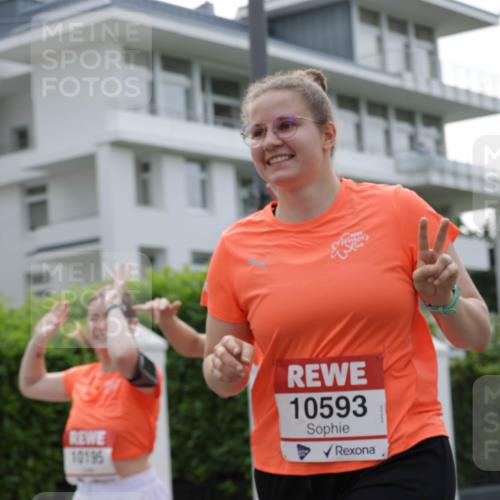 15.06.2025 - REWE Women's Run Jannik Wohlers http://msf.ph/oto/7948814 15.06.2025 08:31:15 Laufen 10195, 10593 meine-sportfotos.de