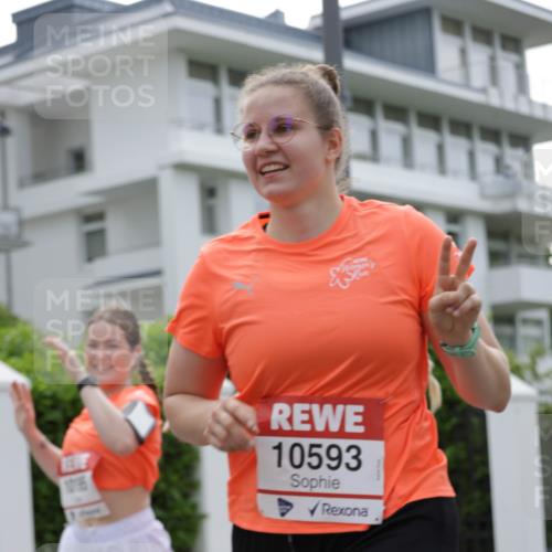 15.06.2025 - REWE Women's Run Jannik Wohlers http://msf.ph/oto/7948819 15.06.2025 08:31:15 Laufen 1015, 10593 meine-sportfotos.de