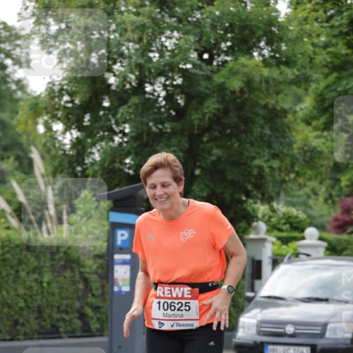 15.06.2025 - REWE Women's Run Jannik Wohlers http://msf.ph/oto/7948838 15.06.2025 08:31:17 Laufen 10625, 1043 meine-sportfotos.de