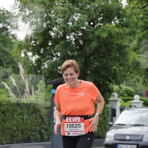 15.06.2025 - REWE Women's Run Jannik Wohlers http://msf.ph/oto/7948841 15.06.2025 08:31:17 Laufen 10625, 1043 meine-sportfotos.de