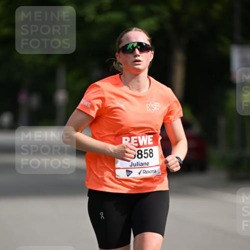 15.06.2025 - REWE Women's Run Dr. Thomas Lammeyer http://msf.ph/oto/7948846 15.06.2025 09:31:58 Laufen 858 meine-sportfotos.de