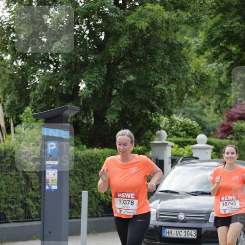 15.06.2025 - REWE Women's Run Jannik Wohlers http://msf.ph/oto/7948880 15.06.2025 08:31:21 Laufen 10378, 1043, 10765 meine-sportfotos.de