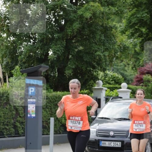 15.06.2025 - REWE Women's Run Jannik Wohlers http://msf.ph/oto/7948885 15.06.2025 08:31:21 Laufen 10378, 1043, 10765 meine-sportfotos.de