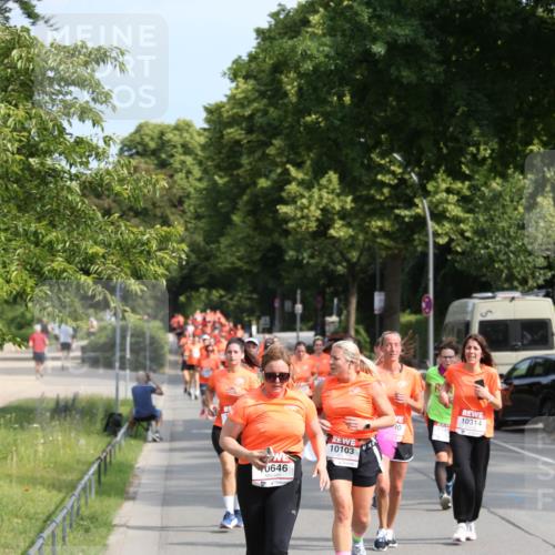 15.06.2025 - REWE Women's Run Jannik Wohlers http://msf.ph/oto/7948886 15.06.2025 09:47:34 Laufen 10314, 30, 10103, 0646 meine-sportfotos.de