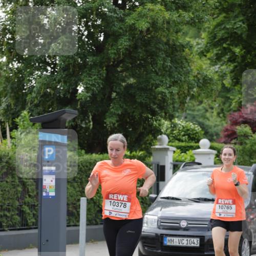 15.06.2025 - REWE Women's Run Jannik Wohlers http://msf.ph/oto/7948889 15.06.2025 08:31:21 Laufen 10378, 1043, 10765 meine-sportfotos.de