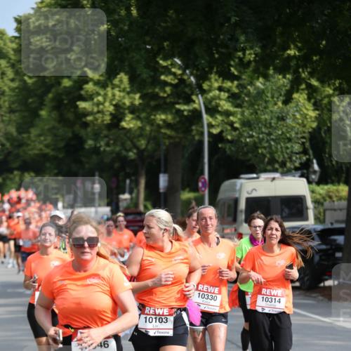 15.06.2025 - REWE Women's Run Jannik Wohlers http://msf.ph/oto/7948897 15.06.2025 09:47:35 Laufen 46, 10330, 10314, 10103 meine-sportfotos.de