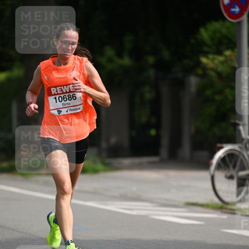 15.06.2025 - REWE Women's Run Dr. Thomas Lammeyer http://msf.ph/oto/7948908 15.06.2025 09:32:39 Laufen 10686 meine-sportfotos.de