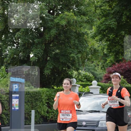15.06.2025 - REWE Women's Run Jannik Wohlers http://msf.ph/oto/7948913 15.06.2025 08:31:22 Laufen 10765, 1043, 10554 meine-sportfotos.de