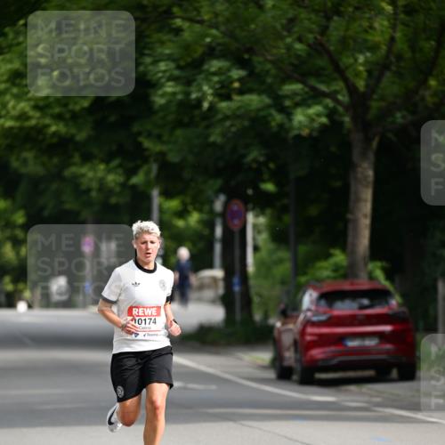 15.06.2025 - REWE Women's Run Dr. Thomas Lammeyer http://msf.ph/oto/7948924 15.06.2025 09:33:04 Laufen 10174 meine-sportfotos.de