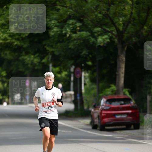 15.06.2025 - REWE Women's Run Dr. Thomas Lammeyer http://msf.ph/oto/7948928 15.06.2025 09:33:04 Laufen 10174 meine-sportfotos.de